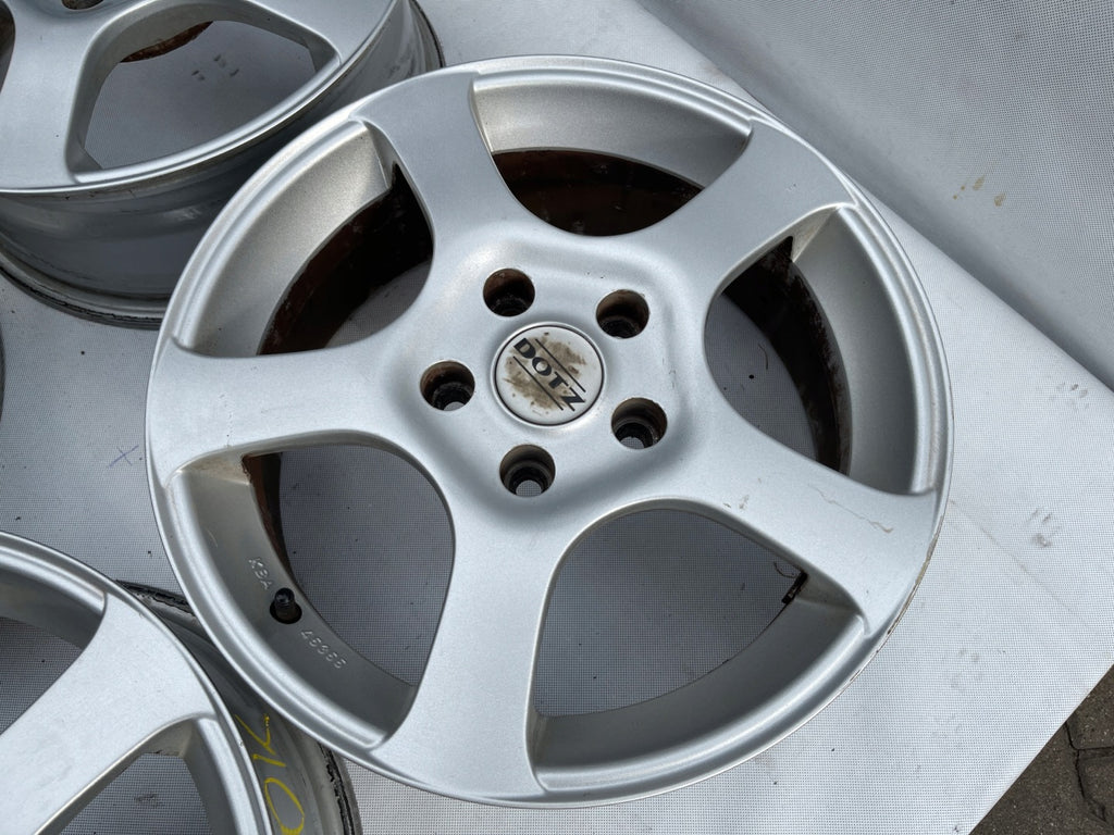 4x Alufelge 16 Zoll 6.5" 5x114.3 40ET Nissan Rim Wheel FEL7038495241dz