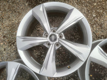 Laden Sie das Bild in den Galerie-Viewer, 1x Alufelge 19 Zoll 7.0" 5x112 34ET Glanz Silber 80A601025K Audi Rim Wheel FEL7677208655vd