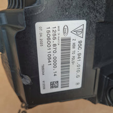 Laden Sie das Bild in den Galerie-Viewer, Frontscheinwerfer Porsche Macan 95C941010G Rechts Scheinwerfer Headlight SCH5386046659bu