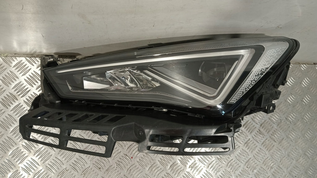 Frontscheinwerfer Seat Tarraco 5FJ941007E LED Links Scheinwerfer Headlight SCH7653523790eb
