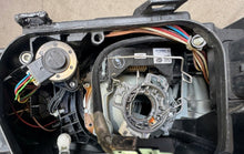 Load image into Gallery viewer, Frontscheinwerfer Audi A6 C6 4F0941003AK Links Scheinwerfer Headlight SCH8323981851ab