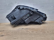 Laden Sie das Bild in den Galerie-Viewer, Frontscheinwerfer Audi A4 8W0941006 Rechts Scheinwerfer Headlight