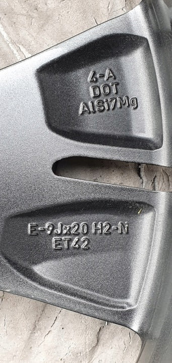1x Alufelge 20 Zoll 9.0" 5x112 42ET 89A601025AS Audi E-Tron Etron Rim Wheel FEL7544773001ir