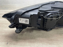 Load image into Gallery viewer, Frontscheinwerfer VW Golf Sportsvan 517941034B Xenon Rechts Headlight SCH9272727718gw