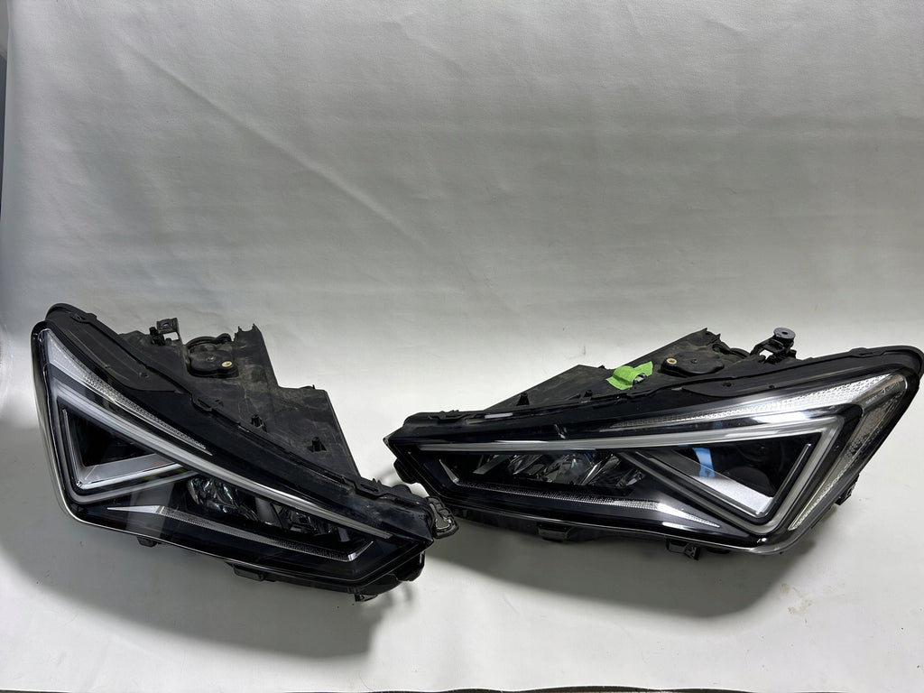 Frontscheinwerfer Seat Tarraco 5FJ941008D 5FJ941007D LED Rechts oder Links