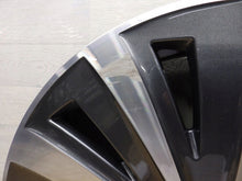 Load image into Gallery viewer, 1x Alufelge 17 Zoll 3V0601025AH Skoda Superb I Rim Wheel FEL6434794977cp