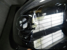 Laden Sie das Bild in den Galerie-Viewer, Frontscheinwerfer Mercedes-Benz W213 A2139060210 LED Rechts Headlight SCH1743124575ai