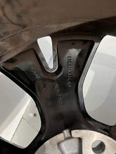 Load image into Gallery viewer, 1x Alufelge 18 Zoll 7.0&quot; 5x112 575601025 Ac Ateca Rim Wheel