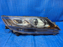 Laden Sie das Bild in den Galerie-Viewer, Frontscheinwerfer Mitsubishi Eclipse Cross I Rechts Scheinwerfer Headlight SCH1120642179uz