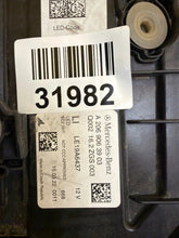 Laden Sie das Bild in den Galerie-Viewer, Frontscheinwerfer Mercedes-Benz W206 A2069063903 LED Links Headlight SCH5256039755xz