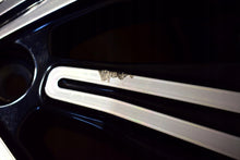 Load image into Gallery viewer, 1x Alufelge 18 Zoll 8.0" 5x108 42ET Glanz Schwarz 32243391 Volvo S60 V60 S90 V90