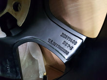 Laden Sie das Bild in den Galerie-Viewer, 1x Alufelge 17 Zoll 7.5&quot; 5x108 55ET 30671480 Volvo Xc70 Xc60 Rim Wheel