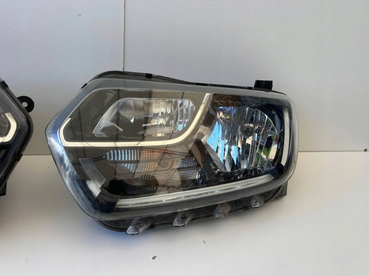 Frontscheinwerfer Dacia Duster 260101133R 260609367R Ein Satz Headlight SCH6858732990pe