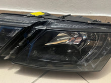 Laden Sie das Bild in den Galerie-Viewer, Frontscheinwerfer Skoda Octavia III 5E1941015C Links Scheinwerfer Headlight SCH9276779819ys