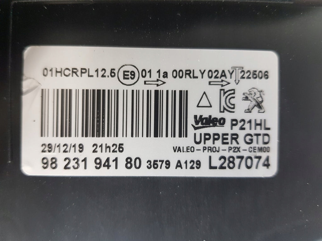 Frontscheinwerfer Peugeot 208 II 9823194180 LED Ein Stück (Rechts oder Links) SCH1325855108pb