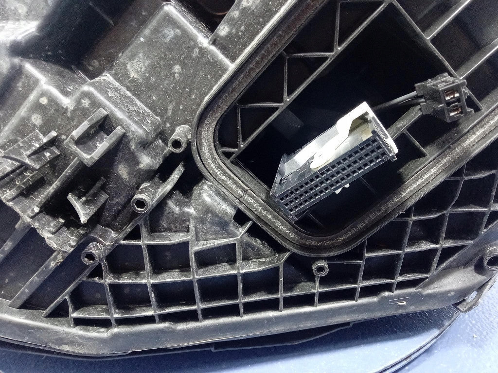 Frontscheinwerfer Mercedes-Benz W247 A2479066401 Rechts Scheinwerfer Headlight SCH8419867707pz