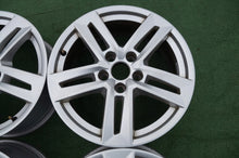 Laden Sie das Bild in den Galerie-Viewer, 4x Alufelge 17 Zoll 7.0" 5x112 42ET Glanz Silber 8W0601025 Audi A4 B8 Rim Wheel FEL6266582645oq
