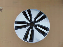 Load image into Gallery viewer, 1x Alufelge 17 Zoll 7.0" 5x112 40ET Glanz Silber 3G0601025 VW Passat Golf FEL6415688673up