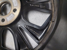 Laden Sie das Bild in den Galerie-Viewer, 1x Alufelge 18 Zoll 7.5&quot; 5x108 50,5ET Glanz 32209452 Volvo Xc60 Xc40 Rim Wheel
