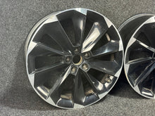 Load image into Gallery viewer, 1x Alufelge 19 Zoll 8.0" 5x112 44ET Glanz Schwarz 3V0601025S Skoda Superb Iii FEL8454472135yk