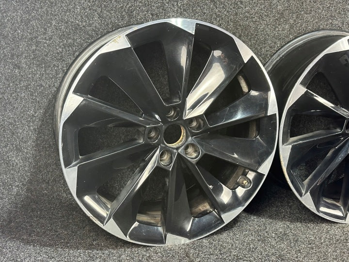 1x Alufelge 19 Zoll 8.0" 5x112 44ET Glanz Schwarz 3V0601025S Skoda Superb Iii FEL3802588754xi