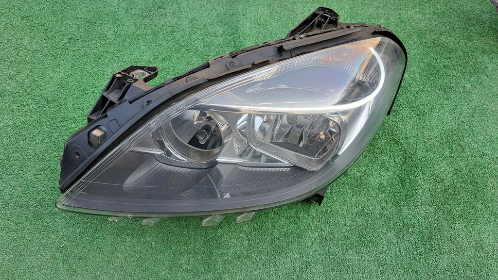 Frontscheinwerfer Mercedes-Benz W246 A2468200161 LED Links Headlight