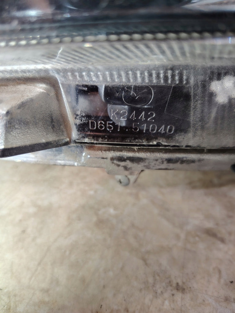 Frontscheinwerfer Mazda II D651-51040 Links Scheinwerfer Headlight