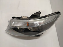 Laden Sie das Bild in den Galerie-Viewer, Frontscheinwerfer Mercedes-Benz Vito W447 A4479065800 Rechts oder Links