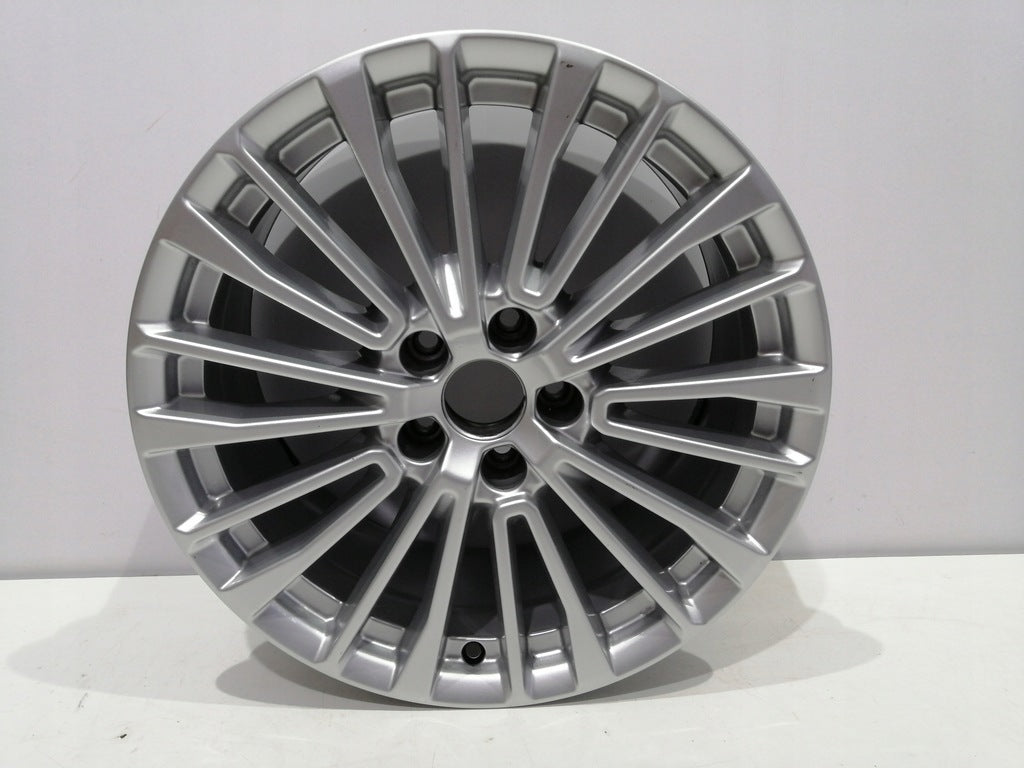 1x Alufelge 18 Zoll 8.0" 5x112 39ET Glanz Silber 4K0601025C Audi A6 C8 Rim Wheel FEL2673642324zw