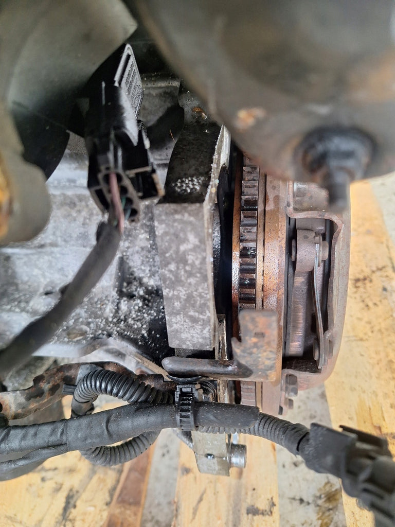 Motor Hyundai Kia G4FC 1.6 115PS 142TKm Benzin Engine Unkomplett