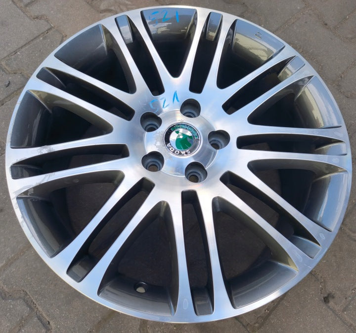 1x Alufelge 18 Zoll 7.5" 5x112 46ET Glanz Graphit 8T0601025H Mg Superb Octavia FEL6699790320nj