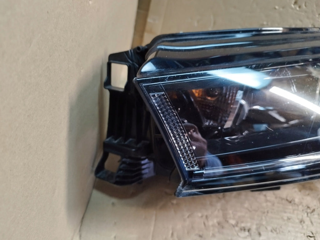 Frontscheinwerfer Skoda Enyaq 5LB941015 LED Links Scheinwerfer Headlight