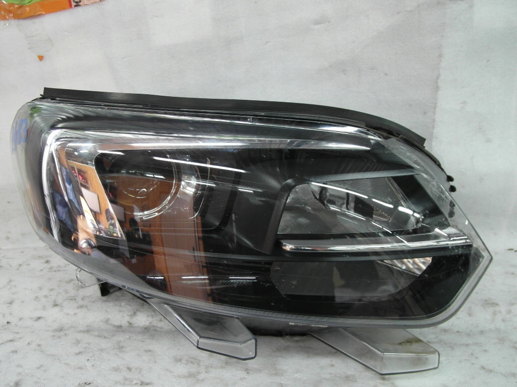 Frontscheinwerfer Opel Zafira A Vivaro 9832836480-00 Rechts Headlight