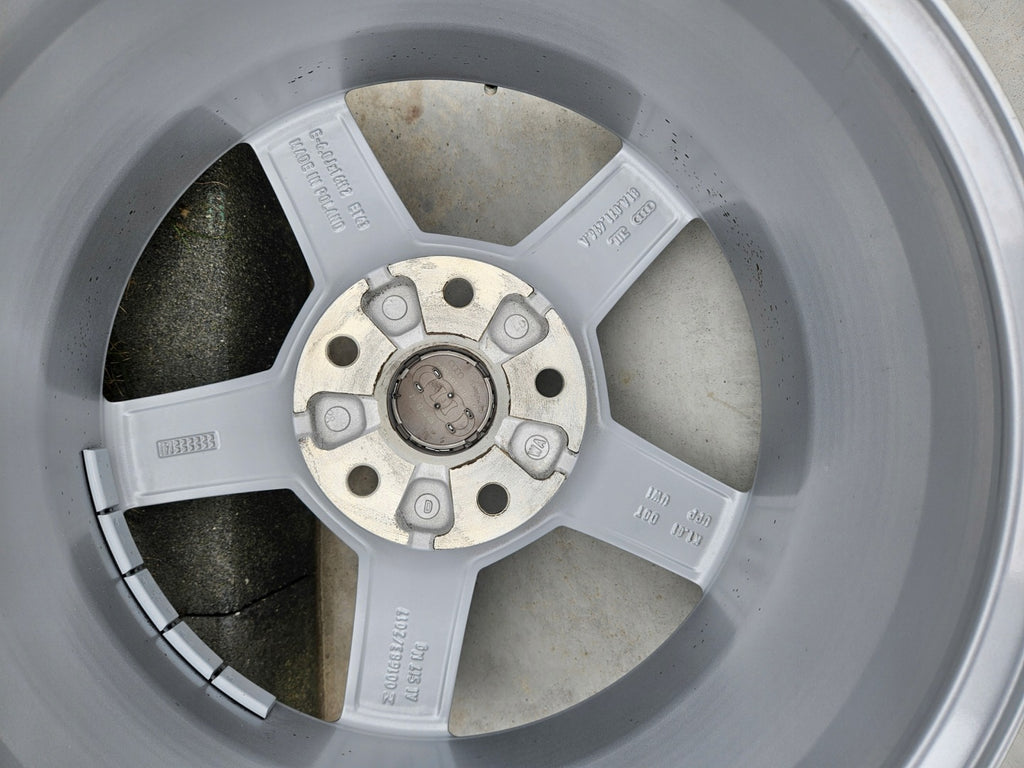 4x Alufelge 16 Zoll 6.0" 5x112 43ET Glanz Silber 81A071496 Audi Q2 Rim Wheel FEL7152977141nl