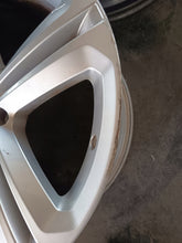 Laden Sie das Bild in den Galerie-Viewer, 1x Alufelge 19 Zoll 9.0" 5x112 33ET 5N0601025T VW Rim Wheel FEL9792397027ad