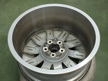 Load image into Gallery viewer, 1x Alufelge 19 Zoll 8.0&quot; 5x112 39ET Glanz Silber 4K0601025M Audi Rim Wheel