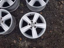 Laden Sie das Bild in den Galerie-Viewer, 4x Alufelge 16 Zoll 6.5" 5x112 46ET 5G0601025BN VW Passat Golf VII Touran FEL2816603289ng