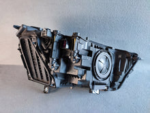 Laden Sie das Bild in den Galerie-Viewer, Frontscheinwerfer Audi Q3 83A941035 LED Links Scheinwerfer Headlight