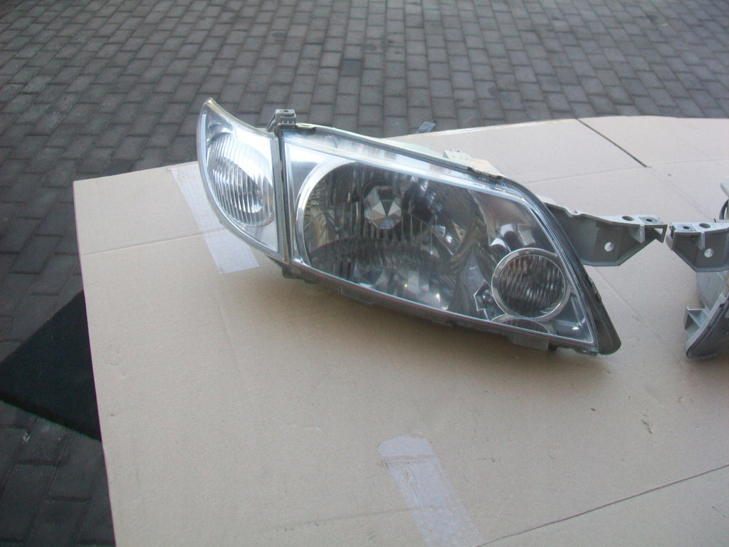 Frontscheinwerfer Mazda Premacy LED Ein Stück (Rechts oder Links) Headlight