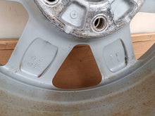 Laden Sie das Bild in den Galerie-Viewer, 1x Alufelge 18 Zoll 8.0&quot; 5x130 50ET 4L0601025AG Audi Q7 Rim Wheel