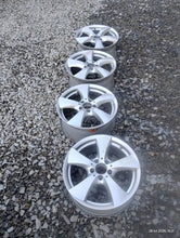 Laden Sie das Bild in den Galerie-Viewer, 4x Alufelge 17 Zoll 7.5" 5x112 45ET Glanz Silber KBA48918 Rim Wheel FEL8363639795qk