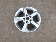 Laden Sie das Bild in den Galerie-Viewer, 1x Alufelge 16 Zoll 6.5&quot; 5x112 50ET Glanz Silber 1Z0601025AG Skoda Octavia Ii