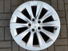 Laden Sie das Bild in den Galerie-Viewer, 1x Alufelge 19 Zoll 8.0" 5x114.3 40ET Glanz 105933700B Tesla Model S Rim Wheel FEL8753336148lm