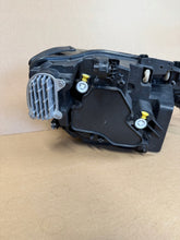 Laden Sie das Bild in den Galerie-Viewer, Frontscheinwerfer VW Id.4 11B941035 LED Ein Stück (Rechts oder Links) Headlight SCH5147203728oh