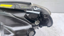 Laden Sie das Bild in den Galerie-Viewer, Frontscheinwerfer Toyota Rav 4 CVH2062 Xenon Rechts Scheinwerfer Headlight SCH7023480617am