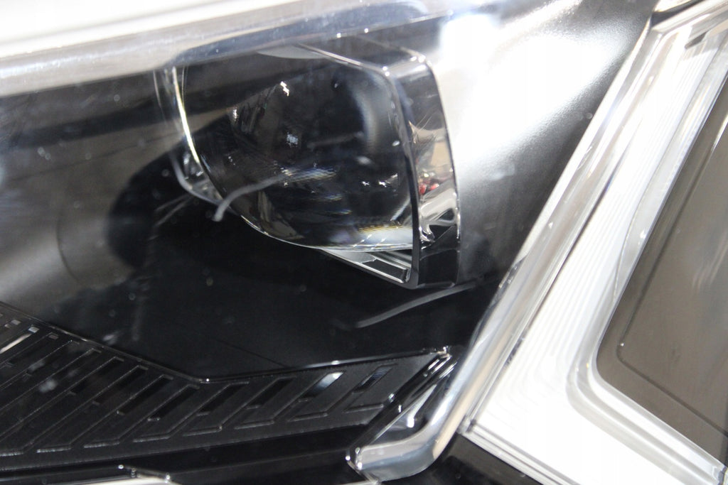 Frontscheinwerfer Audi Q3 83A941033 Links Scheinwerfer Headlight SCH6513312156bi