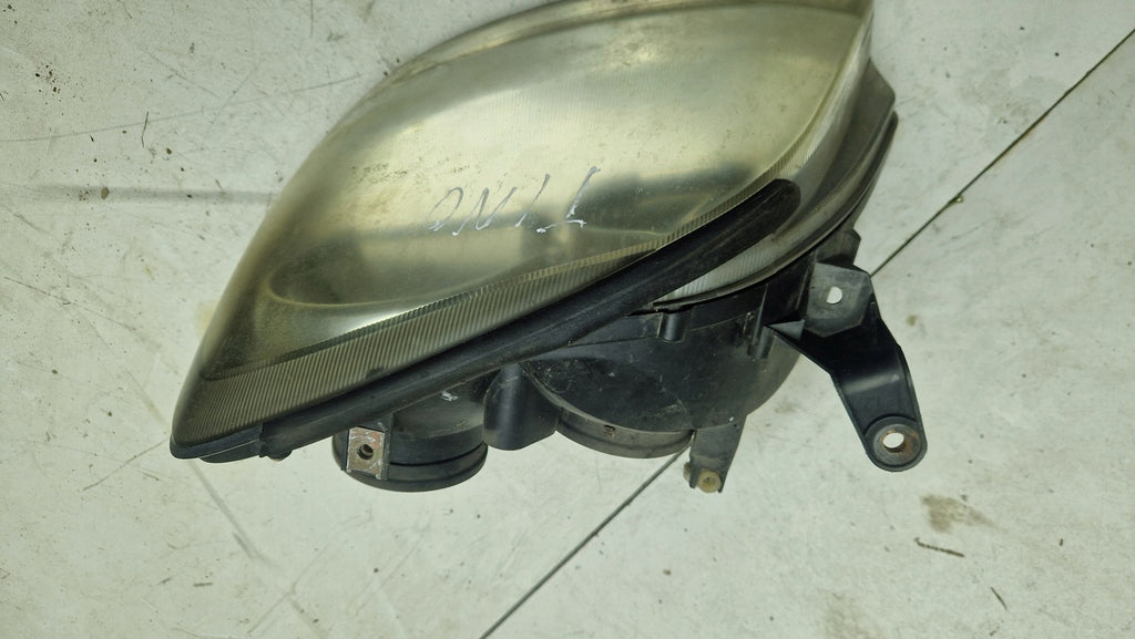 Frontscheinwerfer Nissan Almera Tino Links Scheinwerfer Headlight