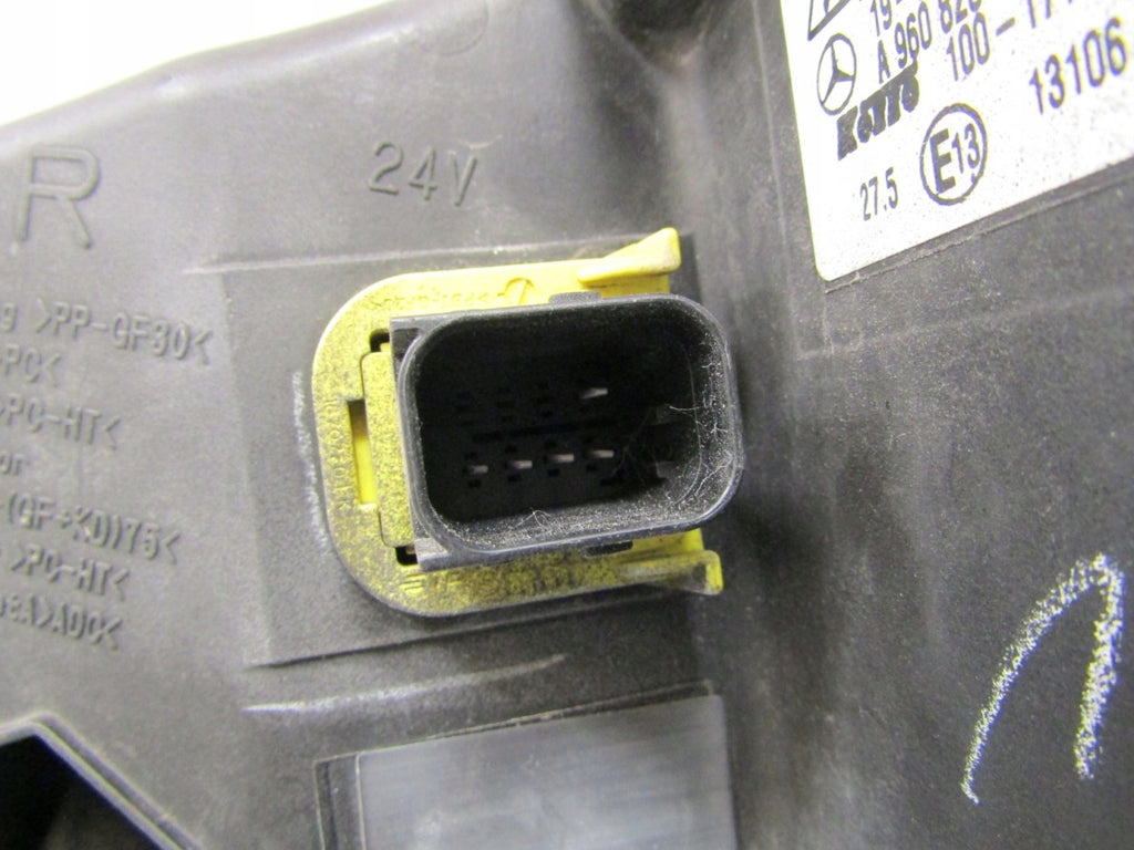 Frontscheinwerfer Mercedes-Benz A9608200739 Xenon Rechts Scheinwerfer Headlight SCH3189148124rf