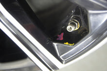 Laden Sie das Bild in den Galerie-Viewer, 1x Alufelge 18 Zoll 7.5&quot; 5x112 25ET 6883524 BMW G21 Rim Wheel