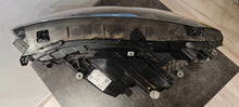 Laden Sie das Bild in den Galerie-Viewer, Frontscheinwerfer Mercedes-Benz Eqa Eqb A2439069000 Rechts Headlight SCH6250290516po